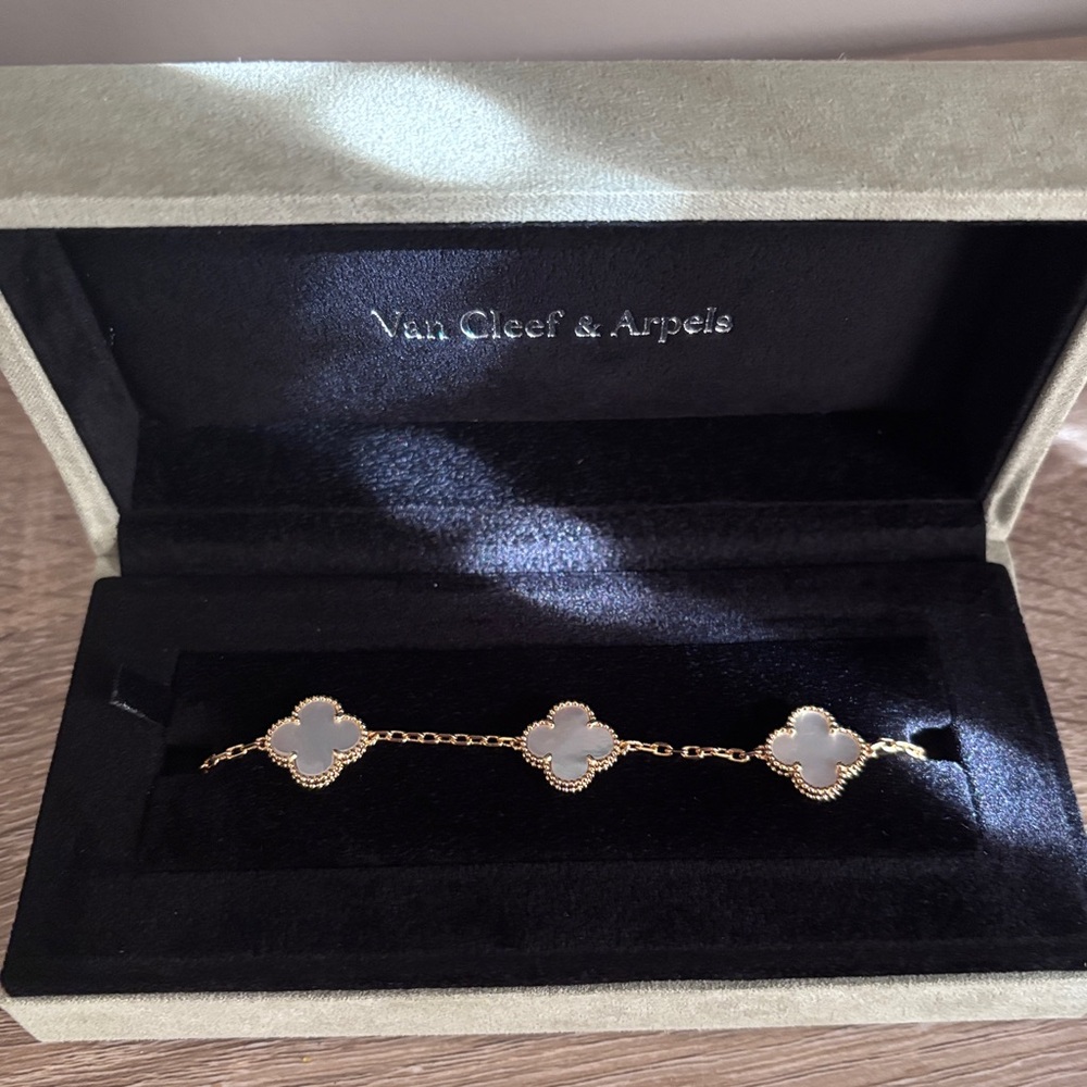 5 Motifs Clover Bracelet, Mother-of-Pearl, Lucky Four Leaf Vintage Alhambra